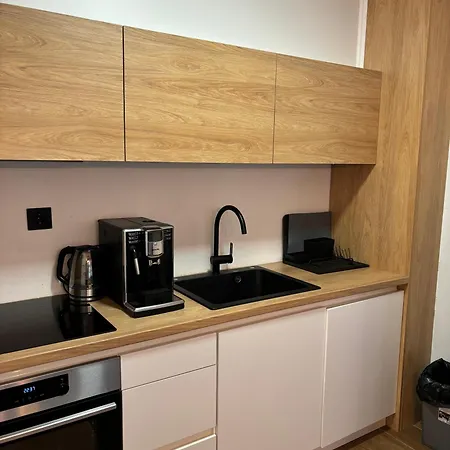 Katana-jahorinska アパート ヤホリナ