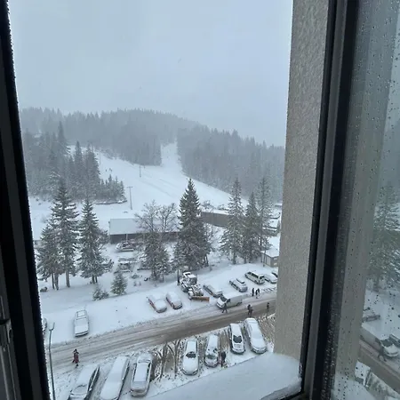 Katana-jahorinska アパート